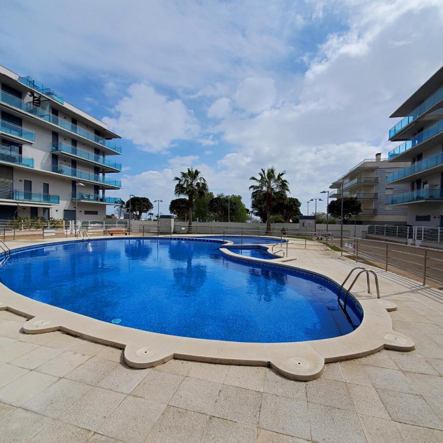 Apart Del Sol Apartment Кембрилс Екстериор снимка